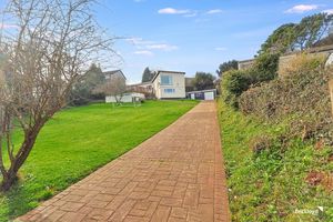 Photo 26- click for photo gallery